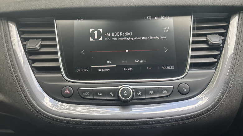 Vauxhall Grandland X 1.6 Hybrid4 300 Business Ed Nav Premium 5dr Auto Hatchback